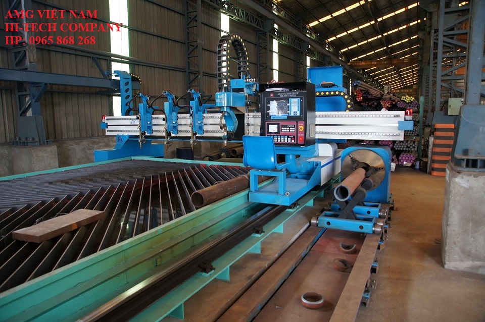 Máy cắt plasma CNC AMG